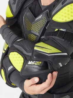 Coudières Bauer Supreme Ultrasonic Intermédiaire 13 Coudières Bauer Supreme Ultrasonic Intermédiaire -Pro Patinage pdtimg 4641592b